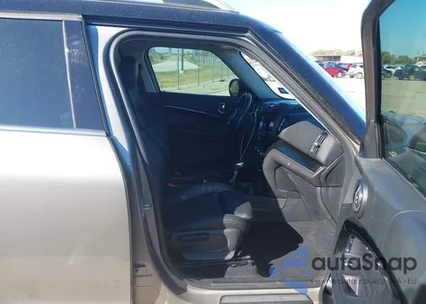 2019 Mini Countryman Cooper S из США, поврежденный, VIN WMZYT5C51K3E63946